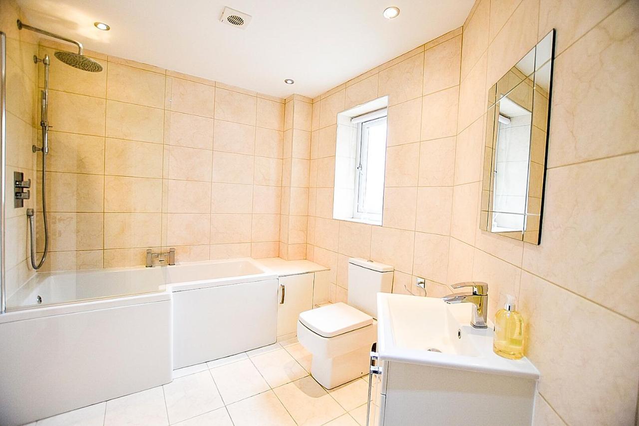 Sunderland Short Stays 2 Bedroom Apartment Free Parking Fulwell Sr6 Ngoại thất bức ảnh