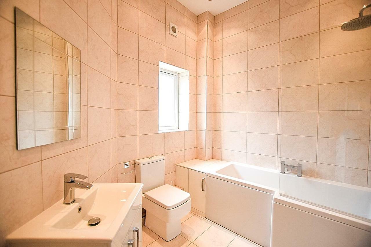 Sunderland Short Stays 2 Bedroom Apartment Free Parking Fulwell Sr6 Ngoại thất bức ảnh
